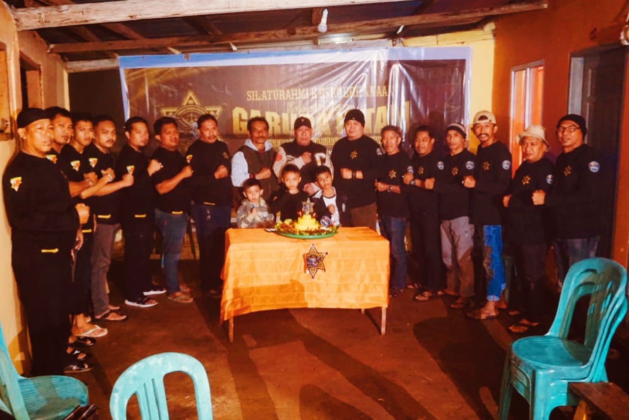 Pendiri LSM Garuda Hitam dan PPRC LAGH  Merayakan Anniversary Kesederhanaan Yang ke V Lima Tahun 