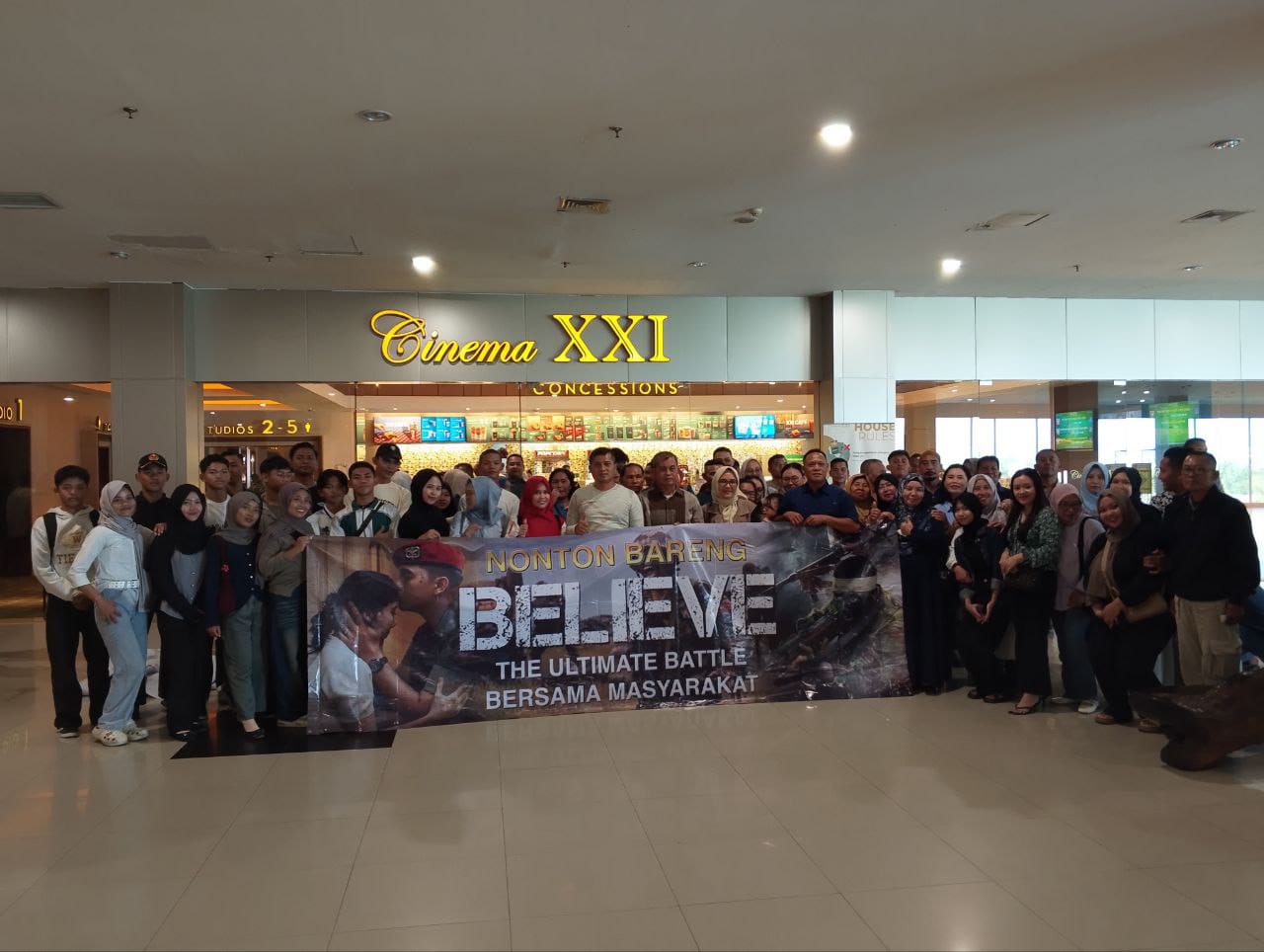 Dandim 1208/Sambas Ajak KBT Dan Warga Binaan Nonton Bareng Film Believe.