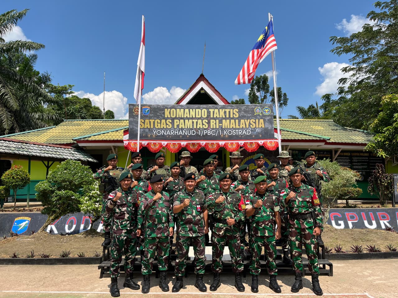 Kementerian Pertahanan RI Lakukan Kunjungan Monitoring Evaluasi Penugasan Pasukan TNI di Daerah Perbatasan Darat Kalimantan