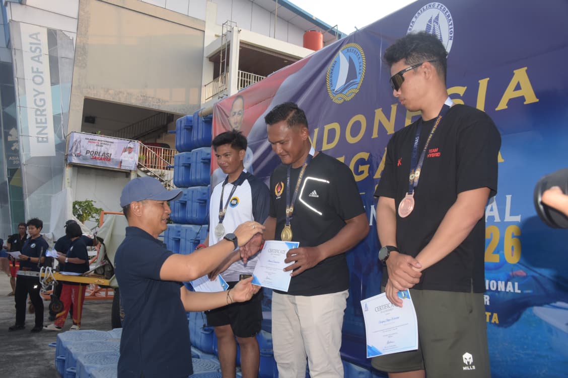 Turnamen Indonesia Regatta Series I dan Kejurnas Layar 2026 Resmi Ditutup
