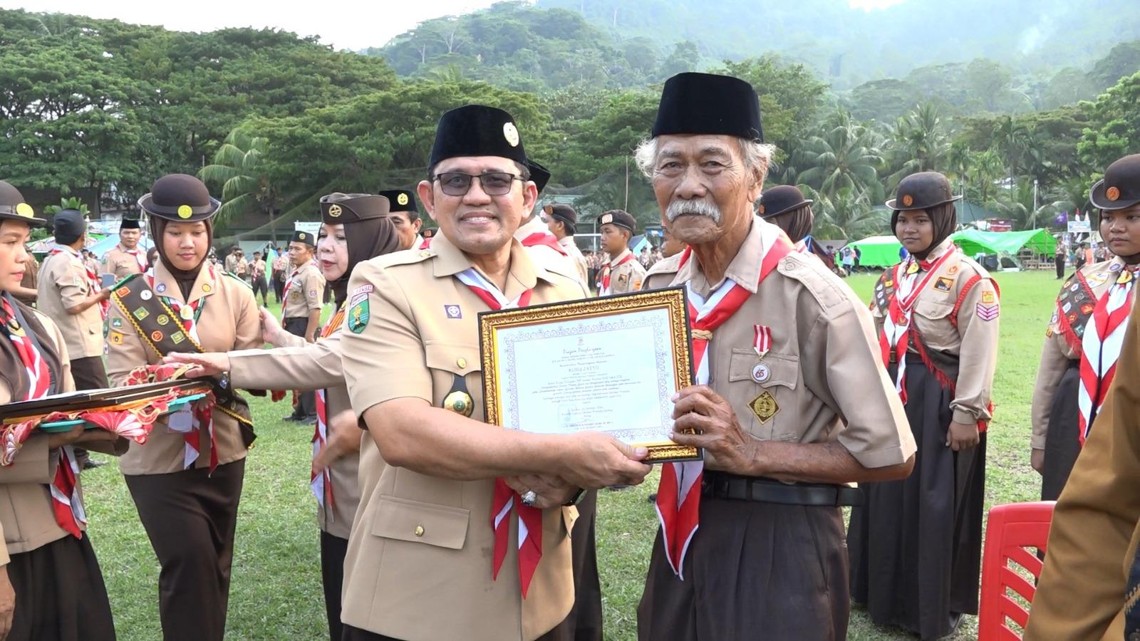 HUT ke-65 Pramuka di Sambas, Wabup Heroaldi Tekankan Pentingnya Pembentukan Karakter Generasi Muda